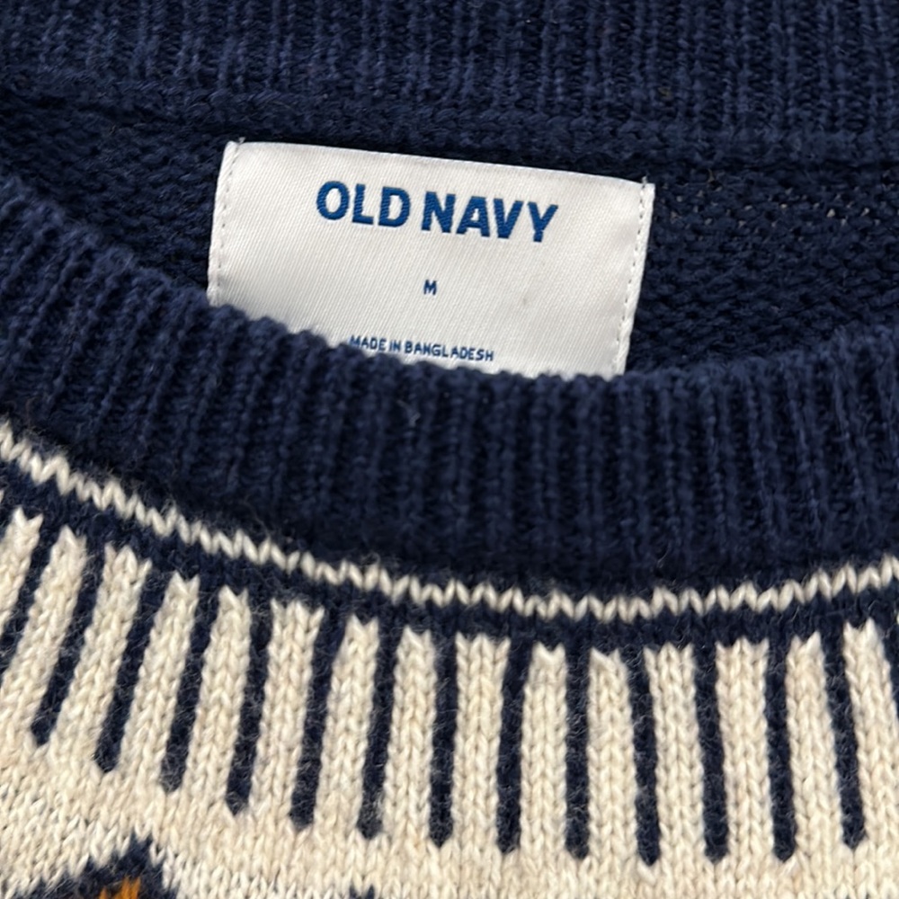 Old Navy Fair-isle sweater - Picture 2 of 3